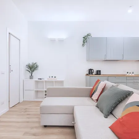 Easylife - Comodo In Porta Venezia Milano