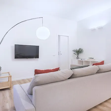 Easylife - Comodo In Porta Venezia Daire Milano